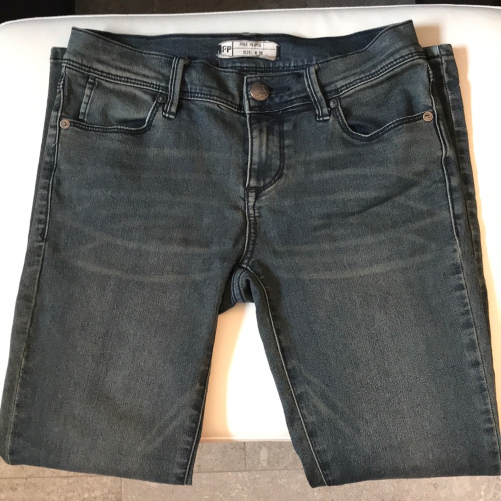 Like New Free People Skinny Jeans